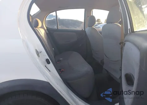 2002 Toyota Echo z USA, uszkodzony, nr VIN JTDBT123720244471